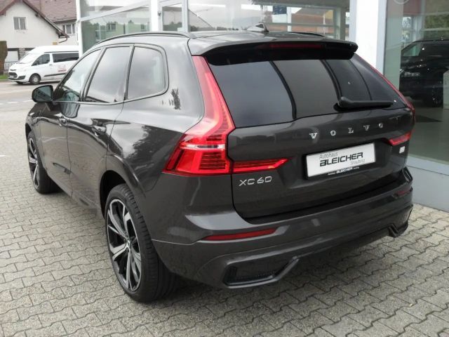 Volvo XC60 AWD Dark Plus T6
