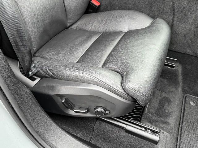 Volvo XC60 Dark Plus