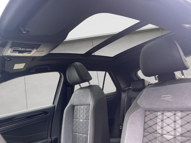 Volkswagen T-Roc 1.5 TSI DSG R-Line