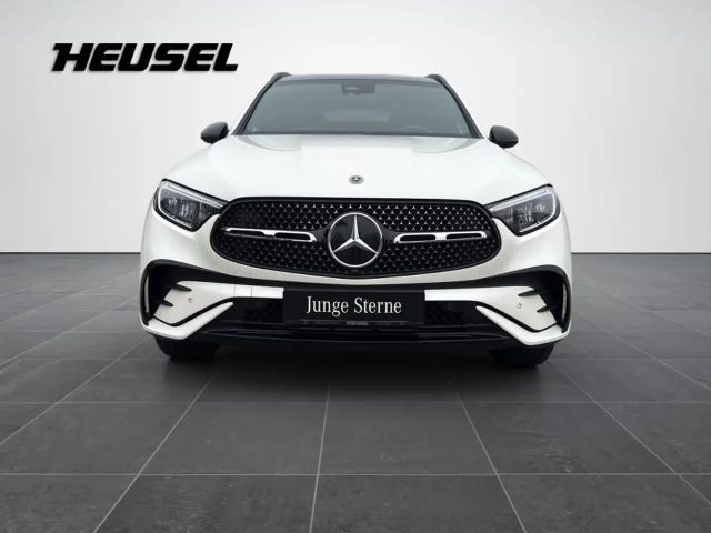 Mercedes-Benz GLC 220 4MATIC AMG Line GLC 220 d