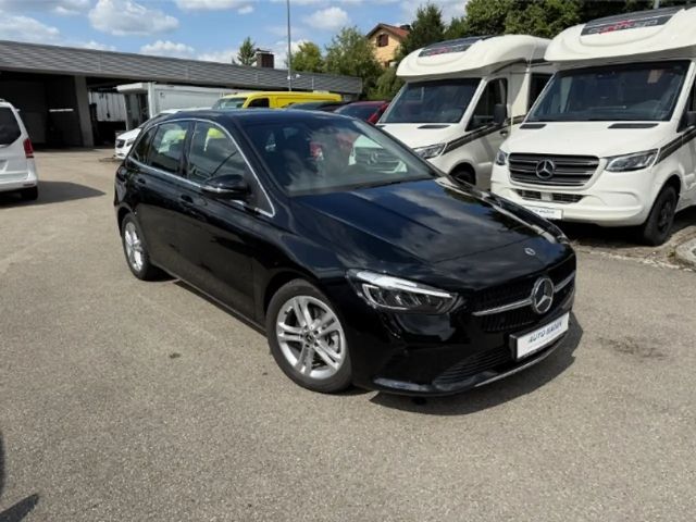 Mercedes-Benz B 180 Progressive