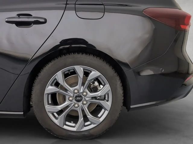 Ford Focus ST Line Wagon
