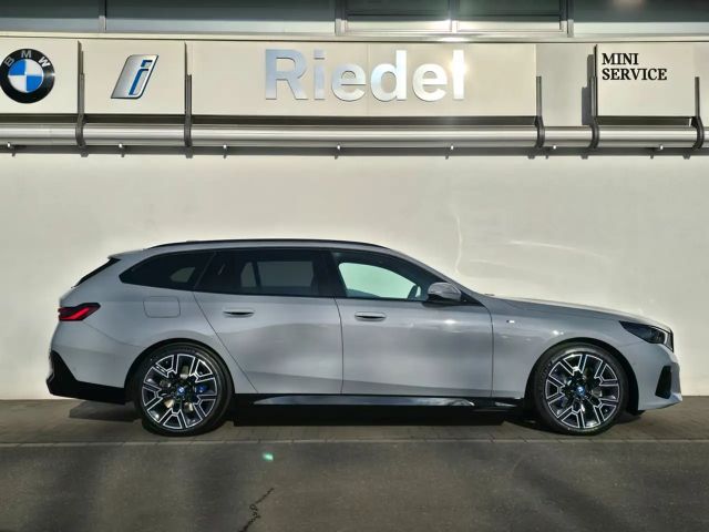 BMW 530 530e M-Sport Touring