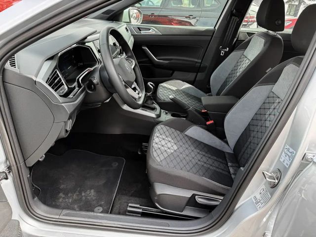 Volkswagen Taigo 1.0 TSI Life R-Line