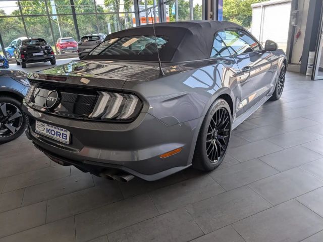 Ford Mustang Convertible GT 5.0 V8