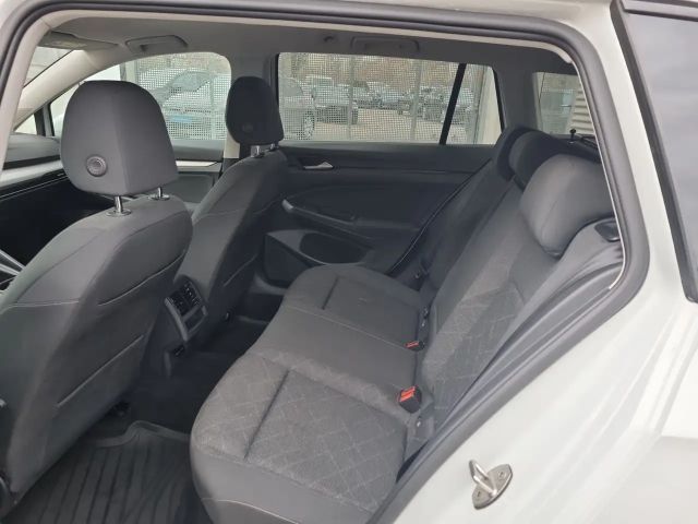 Volkswagen Golf 2.0 TDI Golf VIII Life Variant