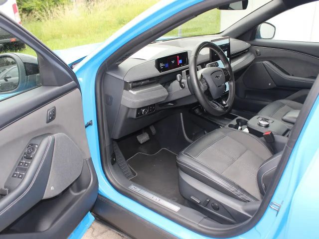 Ford Mustang Mach-E AWD GT