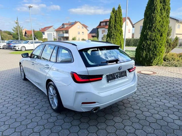 BMW 318 318i Touring