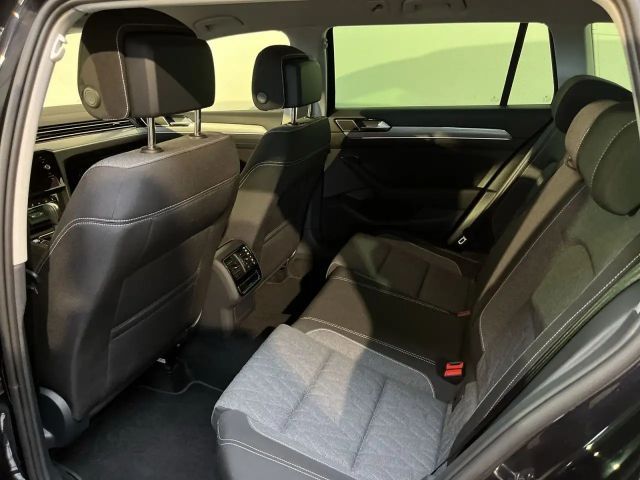 Volkswagen Passat 2.0 TSI Business DSG Variant