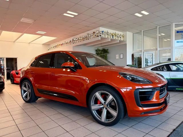 Porsche Macan S