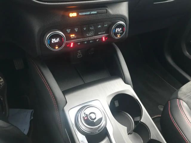 Ford Kuga Plug in Hybrid ST Line X