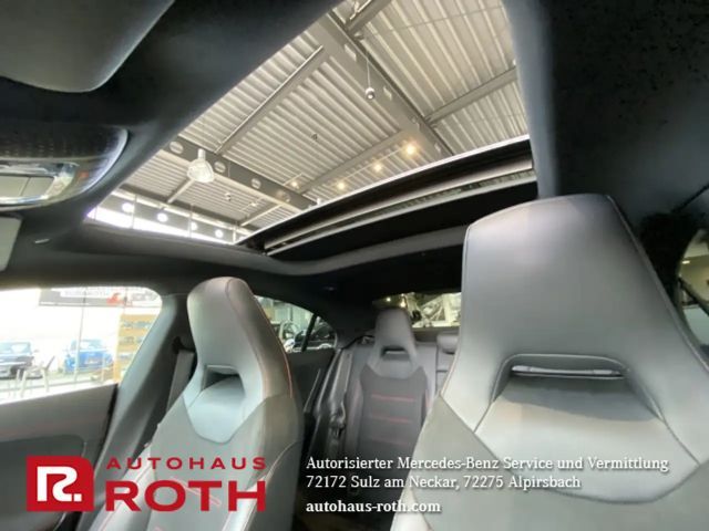 Mercedes-Benz CLA 200 AMG Line Coupé