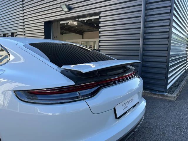 Porsche Panamera 4 E-Hybrid