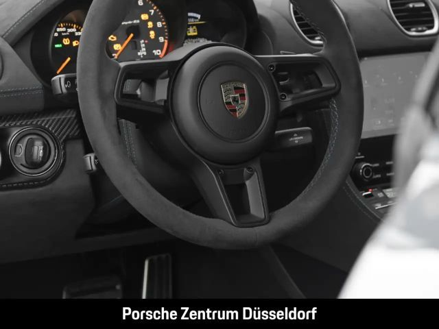 Porsche Cayman 718 RS