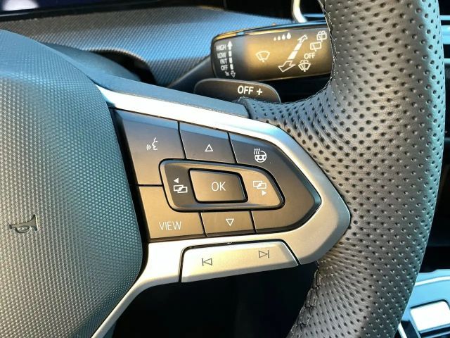 Volkswagen Golf DSG Sport