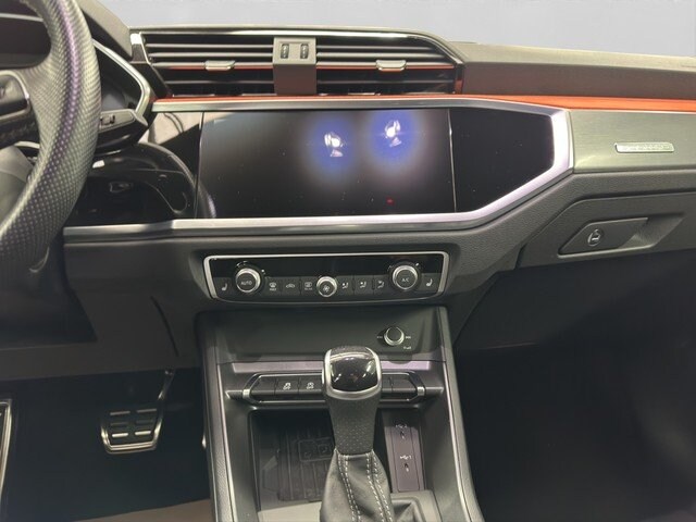 Audi Q3 35 TDI Quattro S-Tronic