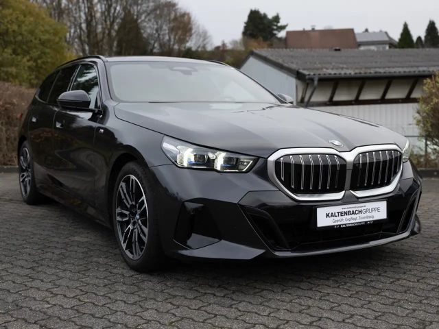 BMW 540 540d M-Sport Touring xDrive