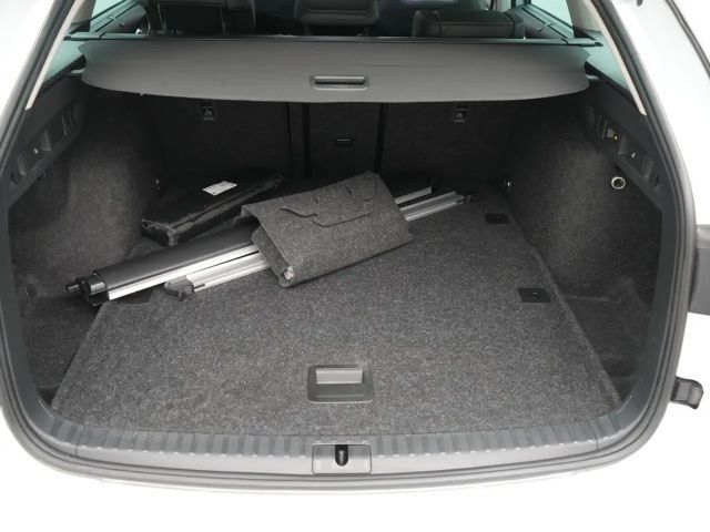 Skoda Octavia Combi Selection