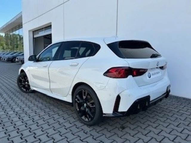 BMW 118 118d M-Sport Sedan