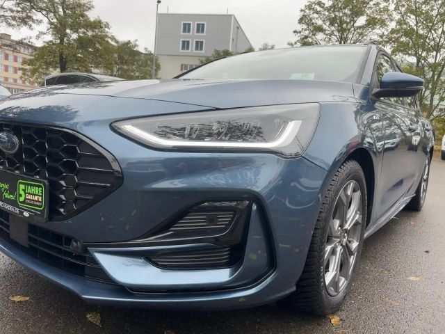Ford Focus EcoBoost ST Line Wagon
