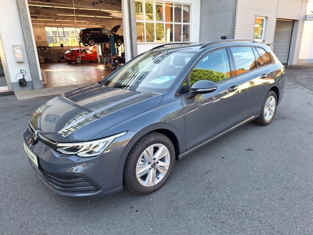 Volkswagen Golf Life Variant