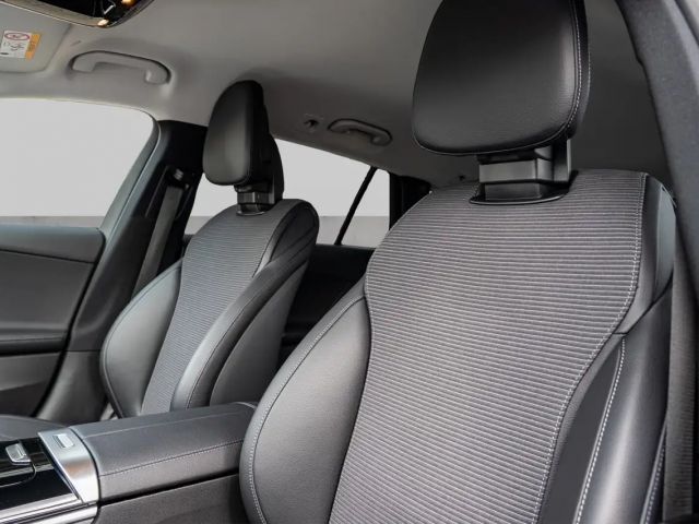 Mercedes-Benz C 200 AVANTGARDE C 200 d Estate