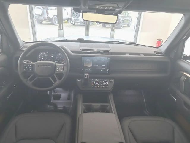 Land Rover Defender 110 Dynamic HSE