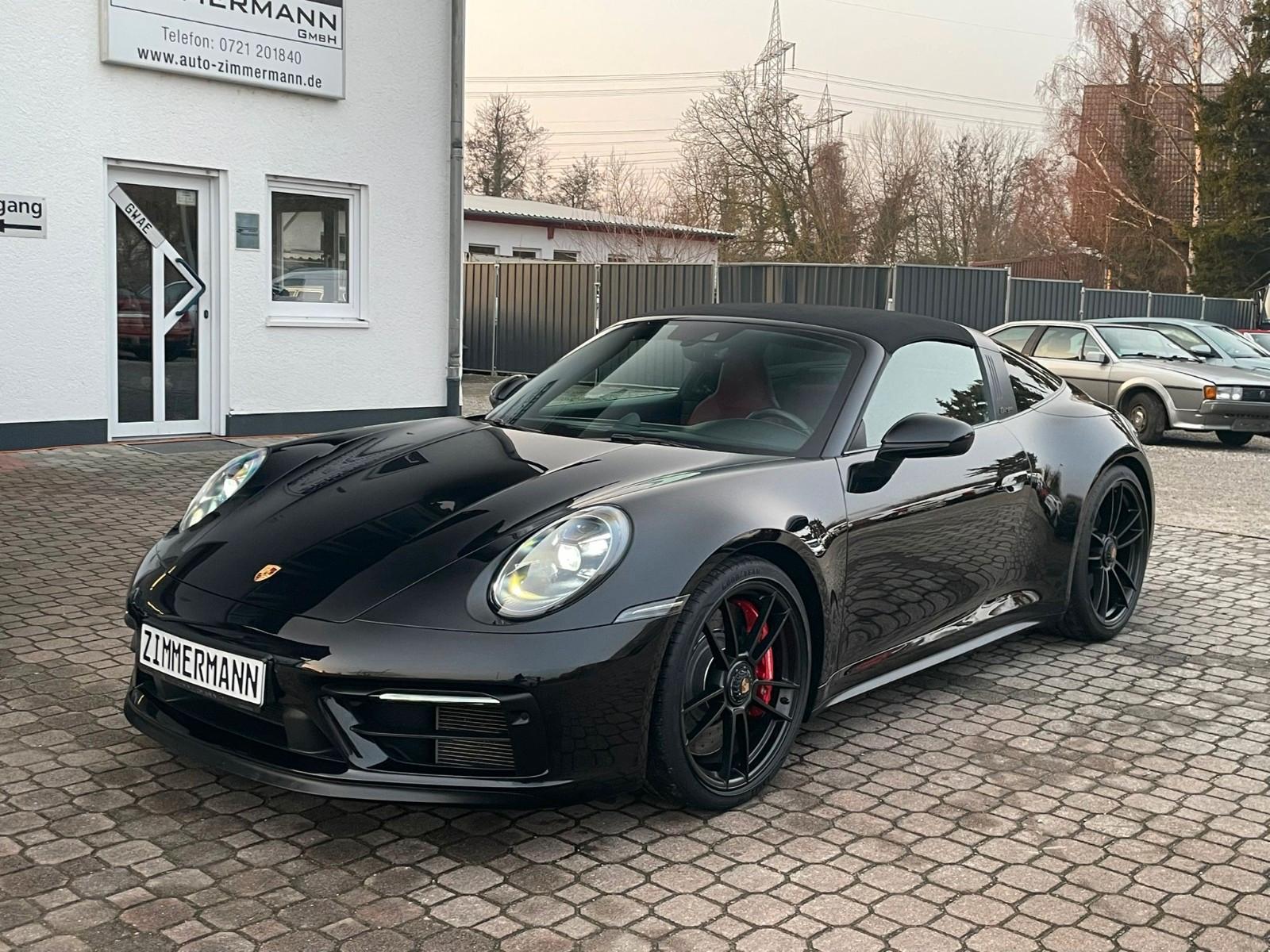 Porsche 911 4 992 Cabriolet GTS Targa