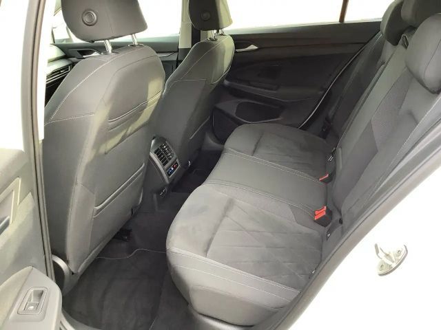 Volkswagen Golf 2.0 TSI DSG Golf VIII Style