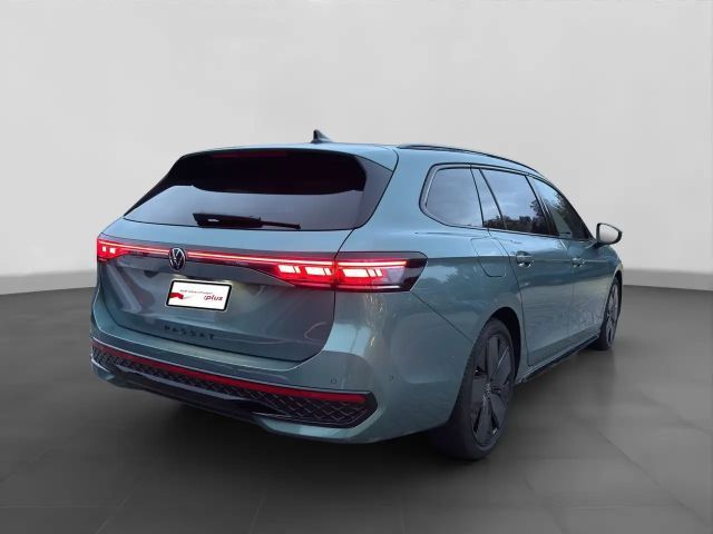 Volkswagen Passat 2.0 TDI DSG R-Line Variant