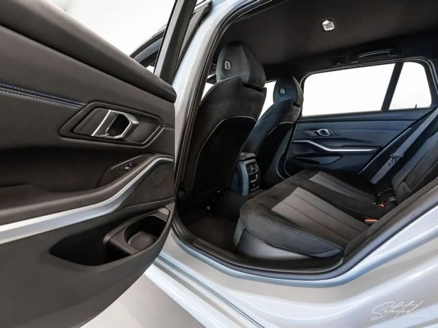 BMW 330 330i M-Sport Touring xDrive