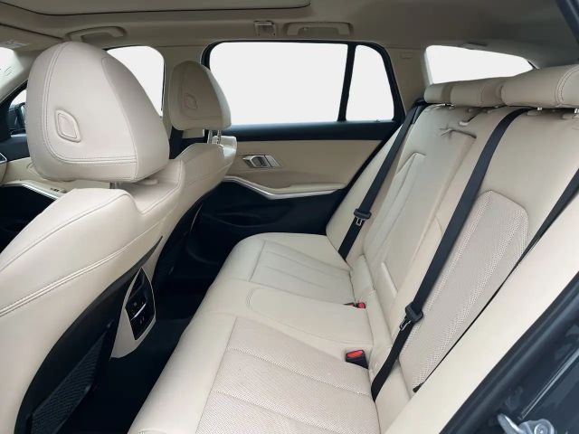 BMW 330 330d xDrive