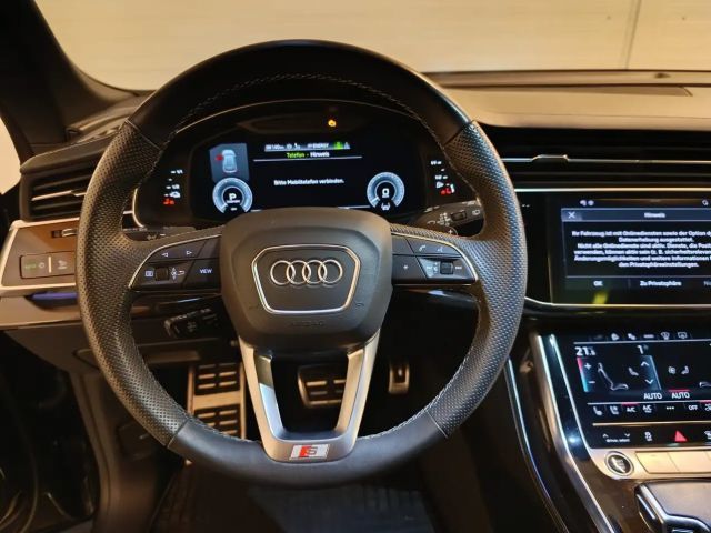 Audi Q8 55 TFSI Hybride Quattro