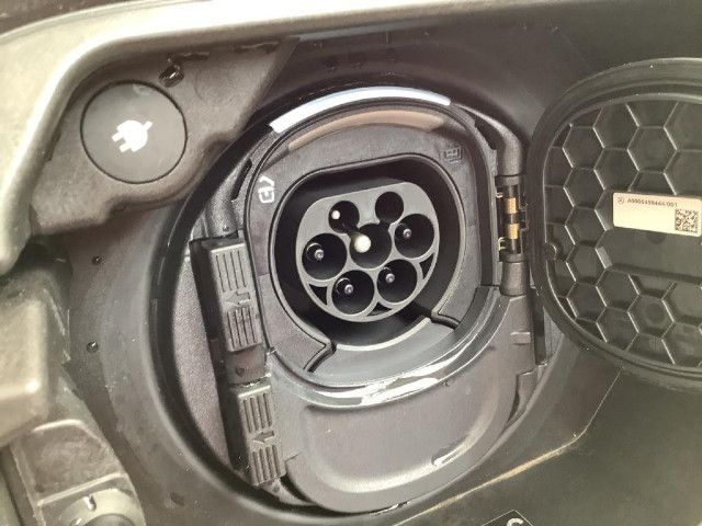 Mercedes-Benz EQB 300 4MATIC