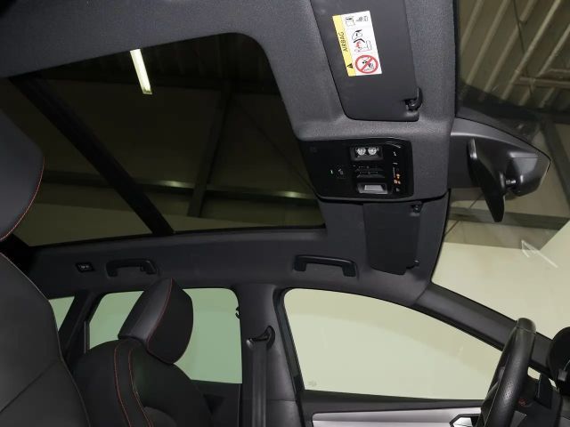 Seat Leon 2.0 TDI DSG FR-lijn Sportstourer