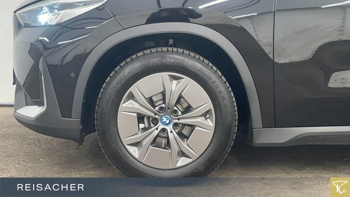 BMW iX1 xDrive30