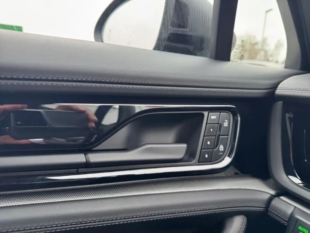 Porsche Panamera 4 E-Hybrid S