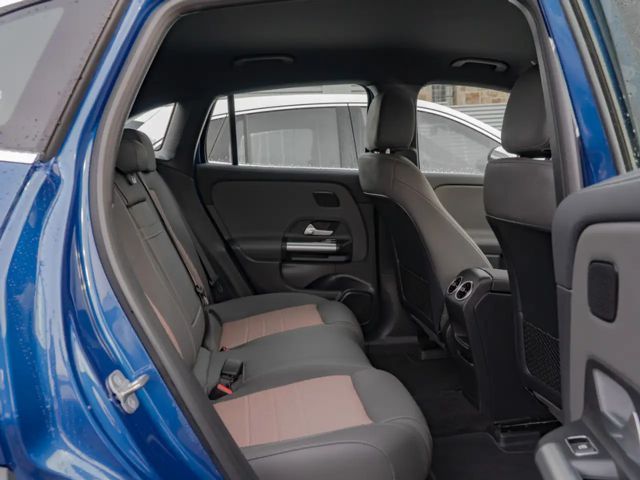 Mercedes-Benz EQA 350 4MATIC