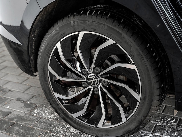 Volkswagen Golf 1.5 eTSI DSG Golf VIII Move