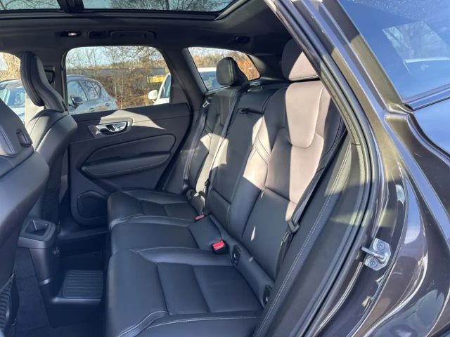 Volvo XC60 AWD R-Design