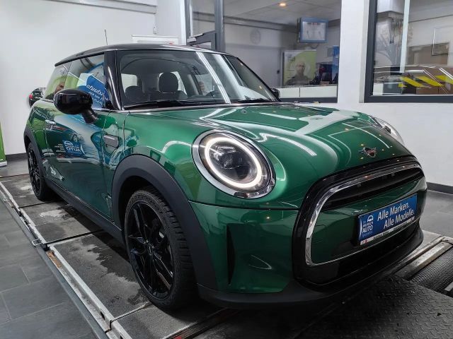 MINI Cooper Classic Trim*DAB*LED*So+Wi*LightAss*AppleCarplay