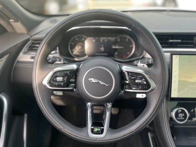 Jaguar F-Pace AWD D200 R-Dynamic