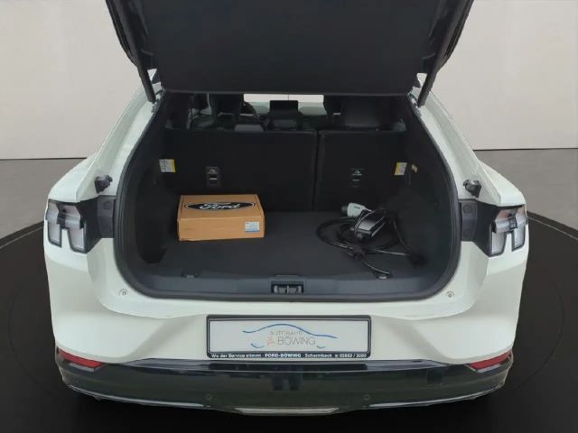 Ford Mustang Mach-E AWD GT