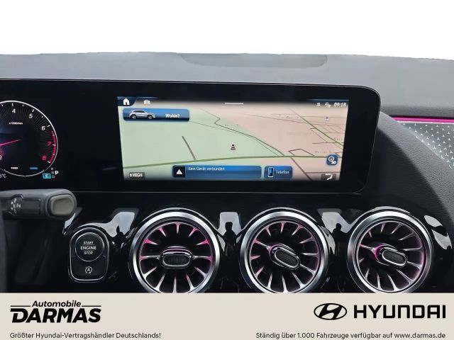 Mercedes-Benz GLA 200 AMG Line