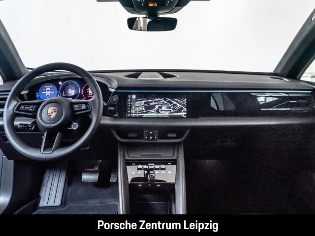 Porsche Macan 4