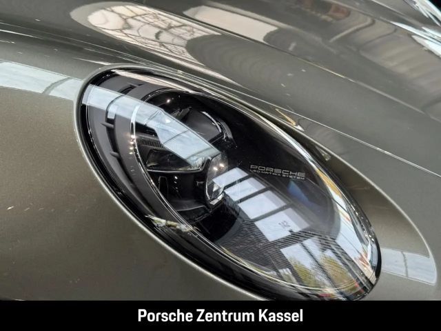 Porsche 992 4 Coupé Targa