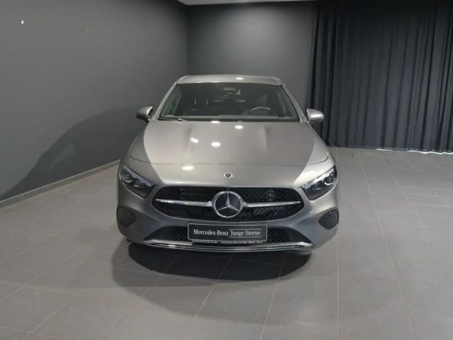 Mercedes-Benz A 180 Progressive