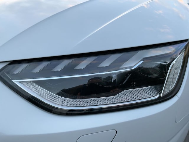 Audi A4 40 TDI Avant Quattro S-Tronic