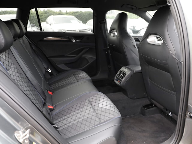 Volkswagen Passat 2.0 TDI DSG R-Line