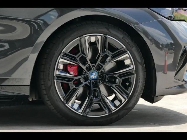 BMW i5 M60 Sedan xDrive